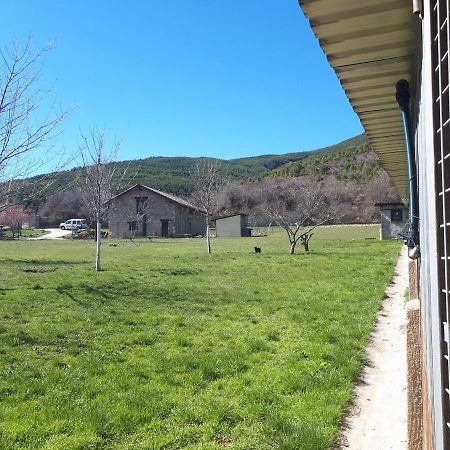 Albergue A'Noguera Castiello de Jaca Exterior photo