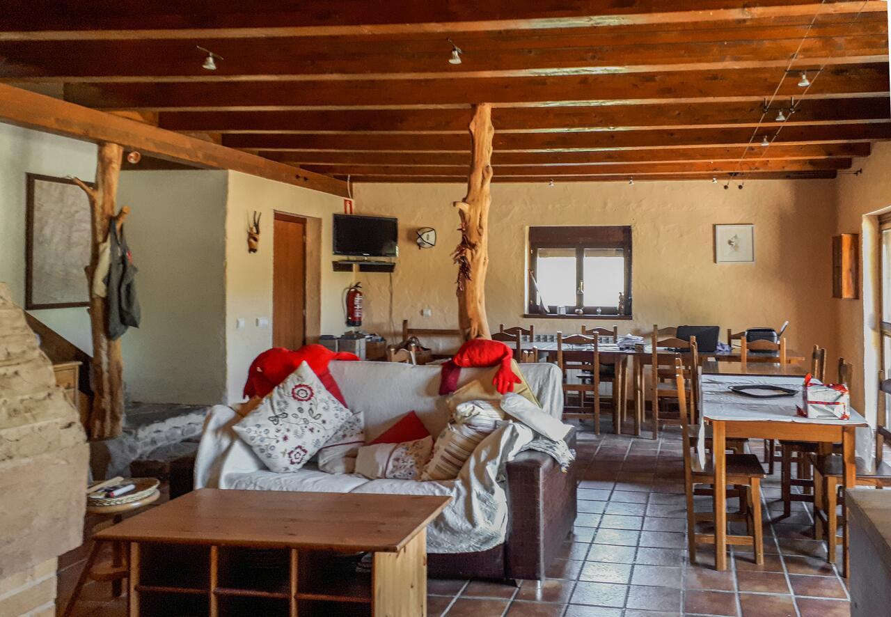 Albergue A'Noguera Castiello de Jaca Exterior photo